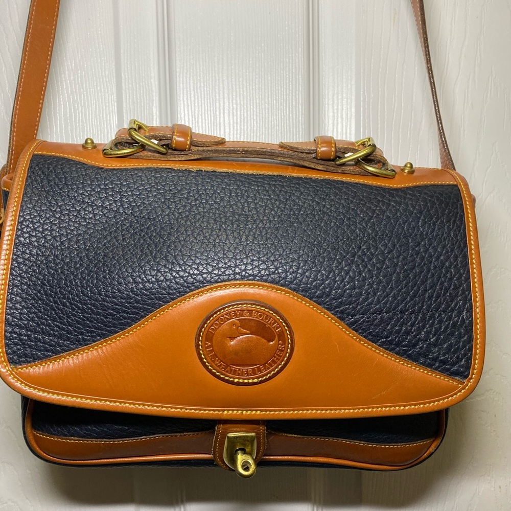 Vintage Navy Dooney & Bourke Carrier Purse